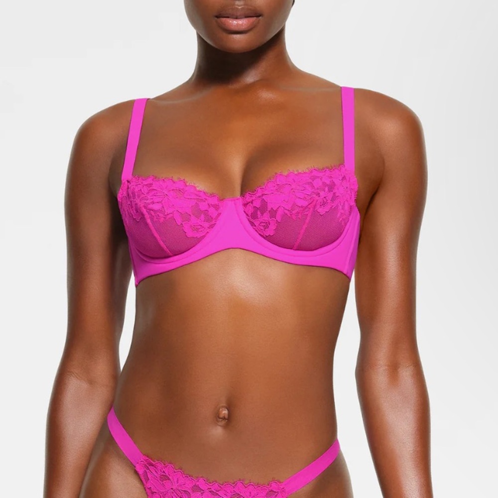 SKIMS limited edition fuchsia bra